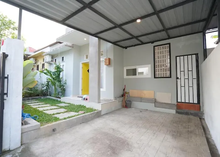 The Yellow Door House, South Kuta Bali