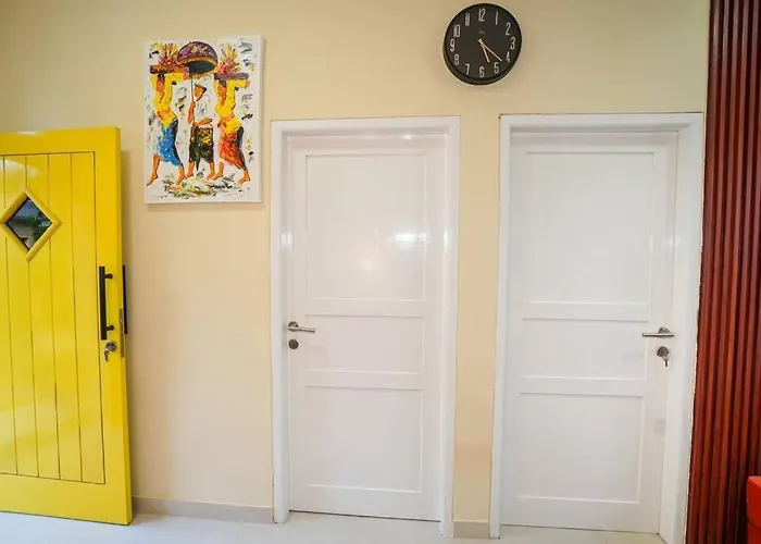 Ferienhaus The Yellow Door House, South Kuta Bali *