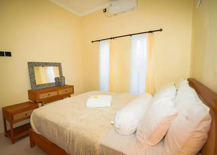 The Yellow Door House, South Kuta Bali Ferienhaus Nusa Dua (Bali)