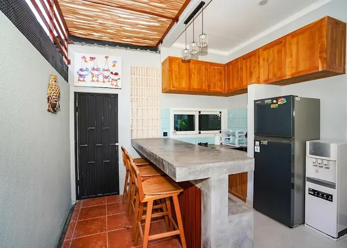 The Yellow Door House, South Kuta Bali * Nusa Dua (Bali)