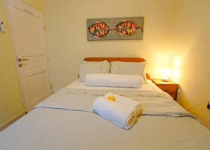 The Yellow Door House, South Kuta Bali